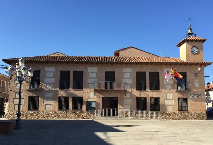 El Ayuntamiento de El Casar no cobrará el agua ni el alcantarillado a los vecinos más vulnerables y con menos recursos