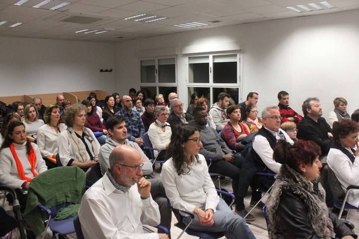 La Biblioteca de Cabanillas festeja su premio evocando la figura de María Moliner