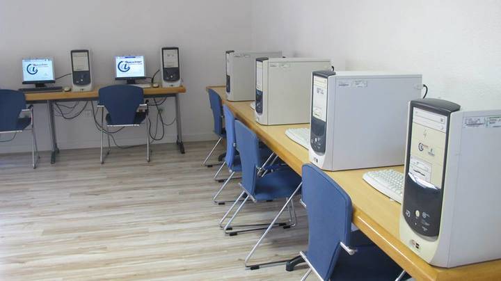 Talleres de Creación de Apps y de Retoque Digital en el Centro de Internet en Cabanillas