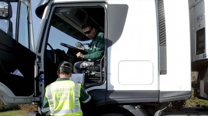 El ayuntamiento de Guadalajara se suma a la campaña de la DGT sobre vigilancia y control de camiones y furgonetas