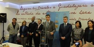 El alcalde de Guadalajara, Antonio Román, presenta un 