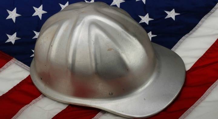 El paro en Estados Unidos baja al 4,9%