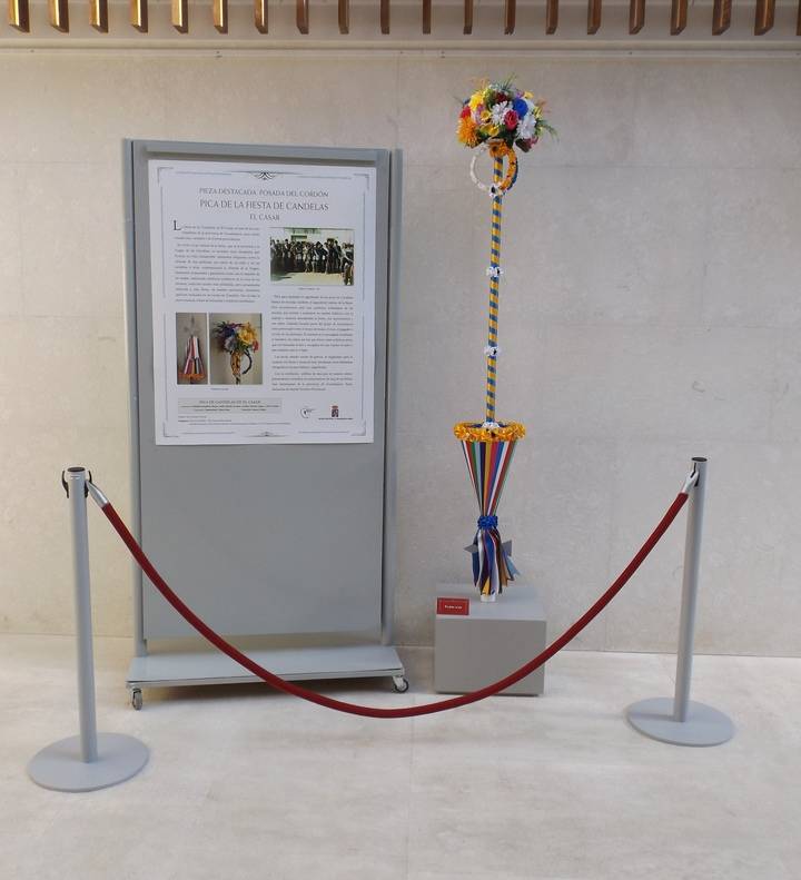 Exposición de una 'Pica de Candelas' de El Casar en la 'Posada del Cordón' de Atienza