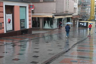 Niebla, lluvia, frío y viento este lunes en Guadalajara que está en alerta amarilla por lluvia y viento, con ratos de sol por la tarde