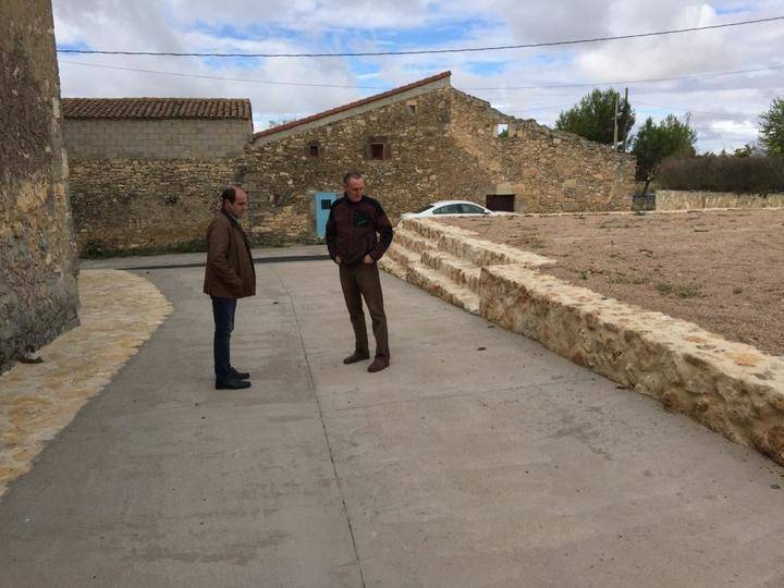 230.000 euros para obras de pavimentación y redes en ocho pueblos desde la Diputación de Guadalajara