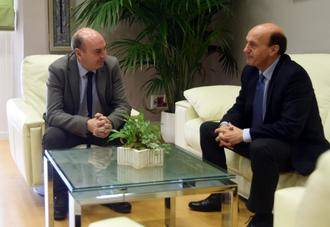 Reunión entre el presidente de la Diputación y el subdelegado del Gobierno en Guadalajara
