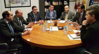 Latre resalta la importante inversión económica que va a destinar la Diputación en arreglo de caminos rurales