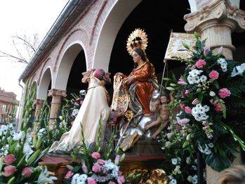 Alovera cierra con broche de oro sus fiestas en honor a la Virgen de la Paz