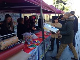 El Ayuntamiento de Guadalajara colabora con la iniciativa Calle Mayor Solidaria