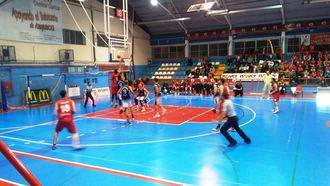 El Isover Basket Azuqueca cierra 2016 con una trabajada y meritoria victoria