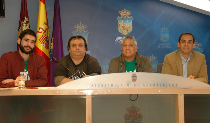 Moción de PSOE y Ahora Guadalajara para que se retire la denuncia a los docentes conocidos como 