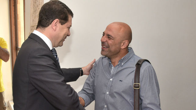 Dicen que Page se ha burlado de 60.000 castellanomangos