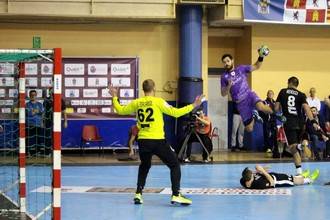Balonmano Guadalajara cae ante un Cuenca crecido