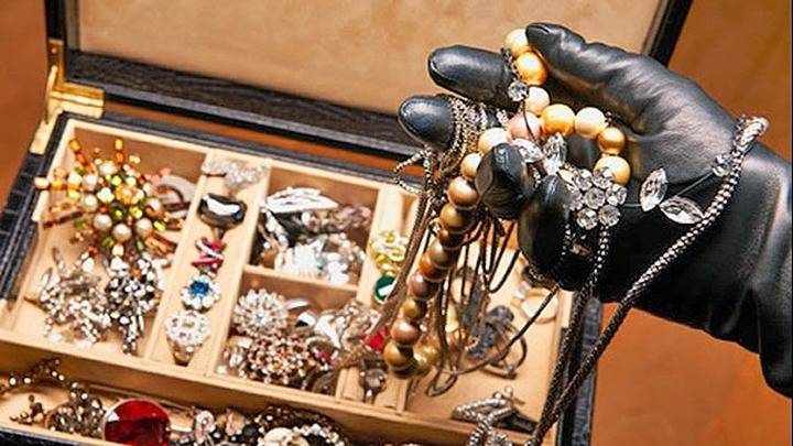 De película : Roban 30.000 euros en joyas durante la gala de los Goya