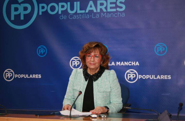 Riolobos pide a Page que destine la mayoría de los 40 millones del Gobierno de Rajoy a reducir las listas de espera
