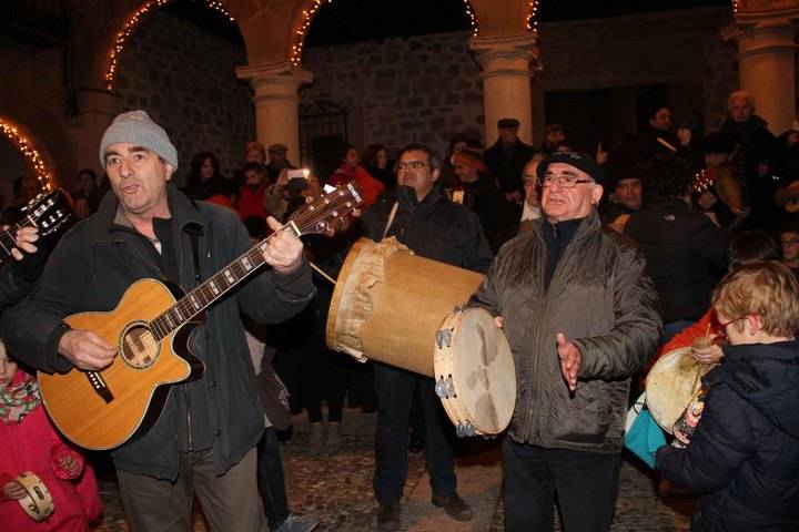 Sigüenza le canta a la Navidad