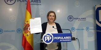 Silvia Valmaña: “Page está desmantelando los servicios sociales en Castilla-La Mancha y engañando a la gente”