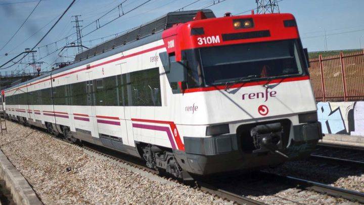 El Ayuntamiento de Azuqueca reclama más trenes y menos retrasos en Cercanías