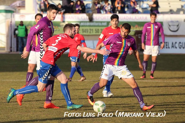 Derrota del Dépor en el Escartín ante el Villarrobledo