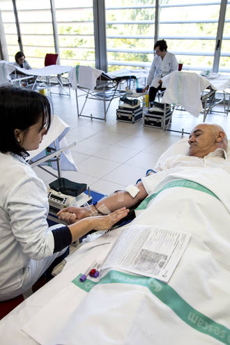 Casi 100 nuevos donantes y más de 140 donacione durante el Maratón de donación de sangre en Guadalajara