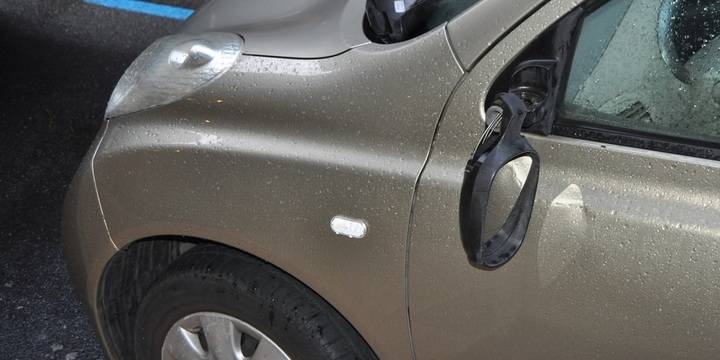 Cinco menores se hicieron los borrokas destrozando coches y contenedores por Guadalajara