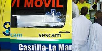 Tres jóvenes heridos en Chiloeches al caer desde 4,5 metros tras ceder la claraboya donde estaban