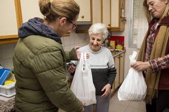 Trillo pone en marcha un servicio pionero de comida a domicilio a mayores a través de un taller de empleo