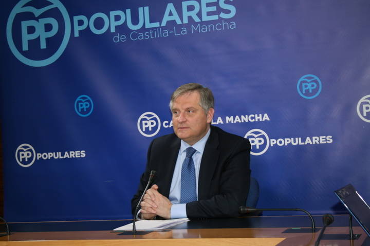 Cañizares denuncia que “la mayor crisis institucional de la historia de Castilla-La Mancha deja a Page tocado y hundido”