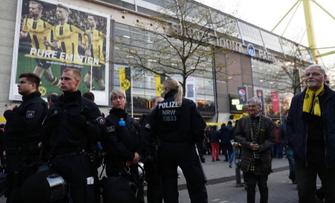 El jugador de fútbol español Bartra, herido por una explosión junto al autobús del Borussia Dortmund