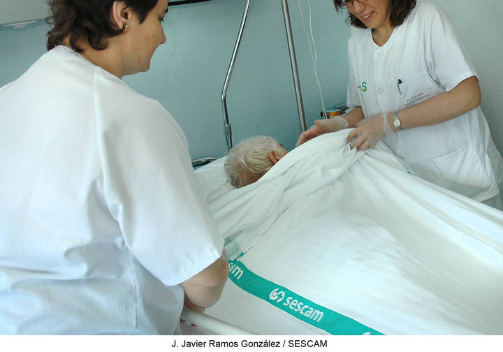 El Hospital de Guadalajara se implica en la prevención del cuadro confusional o delirium en pacientes mayores quirúrgicos