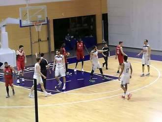 Un desconcertante Isover Basket Azuqueca cae ante un serio Real Madrid