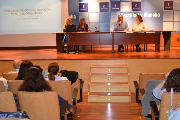 Orientadores de centros docentes de Guadalajara intercambian experiencias en una jornada de trabajo
