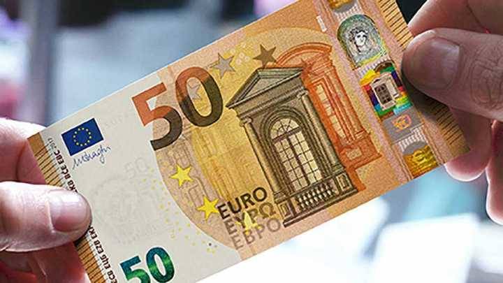 El nuevo billete de 50 euros empieza a circular este martes