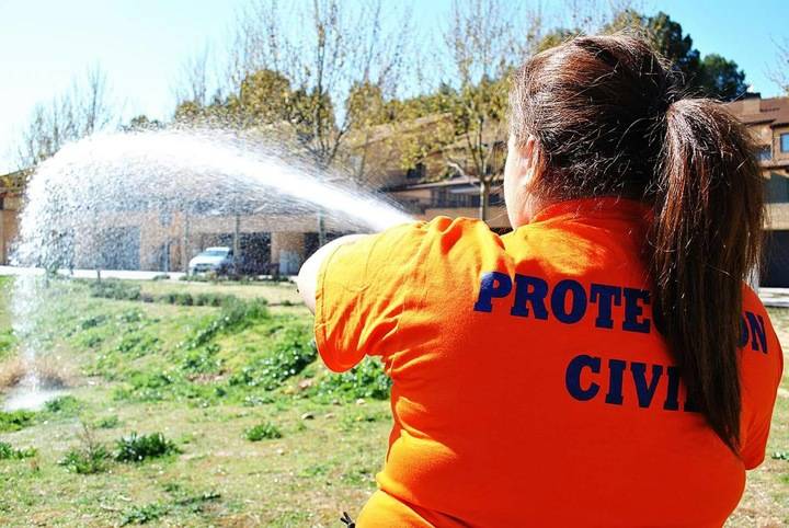 La Agrupación de Voluntarios de Protección Civil Quer continúa su labor en el municipio y colabora con otras formaciones