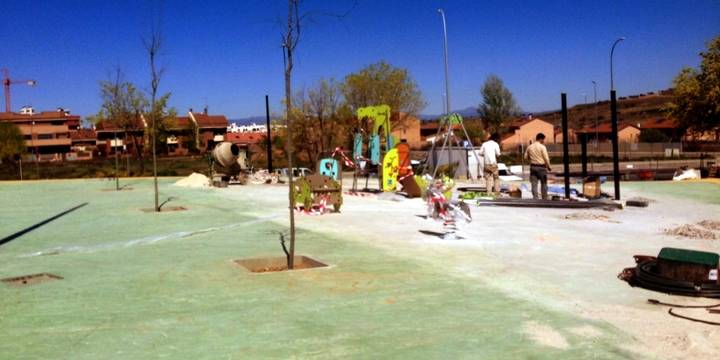 El nuevo parque de La Salinera ya “coge forma” y pronto estará terminado