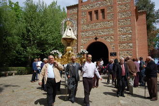 Yunquera de Henares y Heras de Ayuso hermanadas en torno a la Virgen de la Granja en la festividad de San Cleto