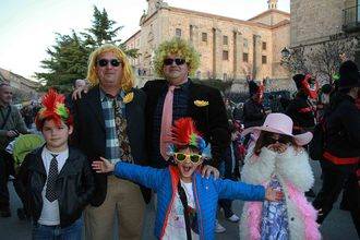 Una 'Plaga' de mantis religiosas, mejor disfraz 2017 en el carnaval de Sigüenza
