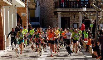 Más de un centenar de participantes en el I Canicross de Torija