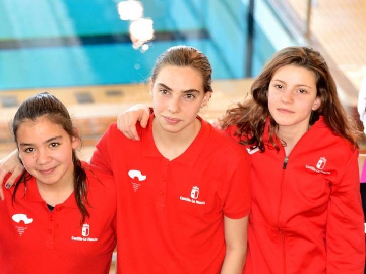 Inés Sancho, campeona de España de Natación Alevín