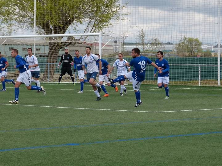 Yunquera y El Casar se reparten los puntos en un partido poco brillante y sin goles (0-0)
