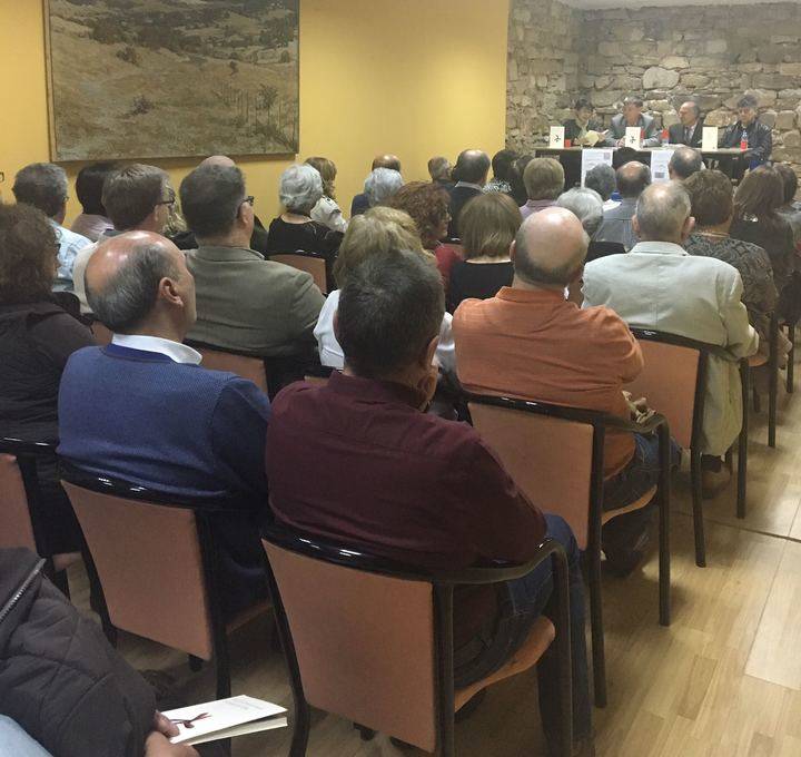 Julio Robisco ha presentado 'La toma del alba' en el Centro Cultural El Torreón