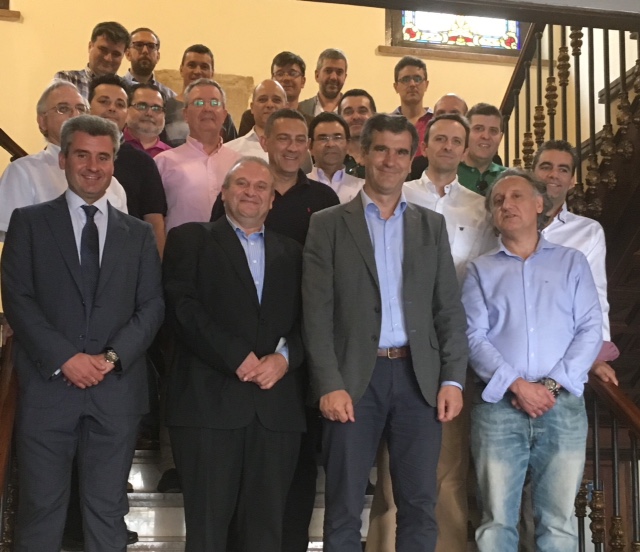 Recepción a los participantes del Curso de Verano sobre Big Data y Analítica Predictiva Bancaria de la UAH