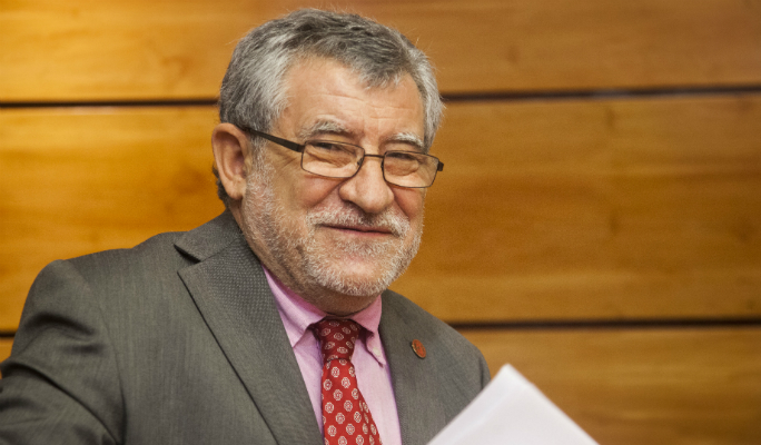 Artículo del consejero de Educación, Ángel Felpeto, con motivo del Día del Libro : El libro, la lectura y el progreso