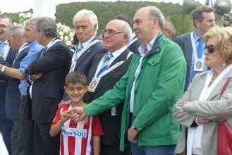 El presidente de la Diputación de Guadalajara, José Manuel Latre, participa en la Marcha a Barbatona