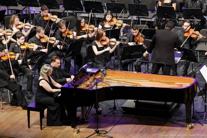 Los pianistas Carles Lama y Sofia Cabruja galardonados por segunda vez en dos meses