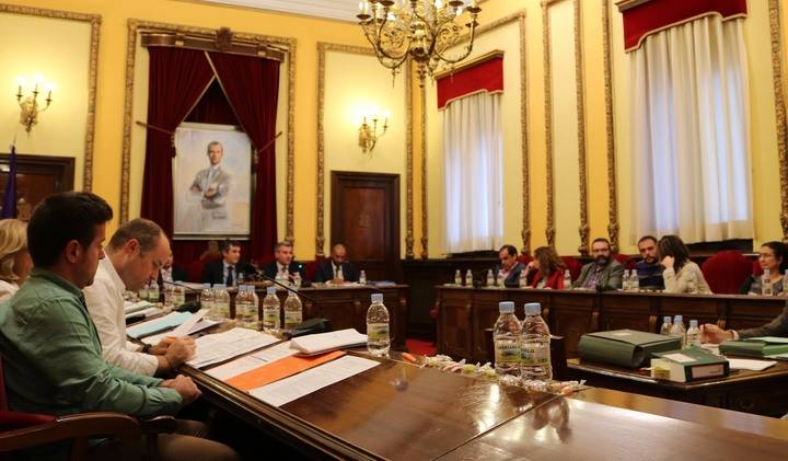El pleno del ayuntamiento de Guadalajara aprueba las dos iniciativas de Ciudadanos