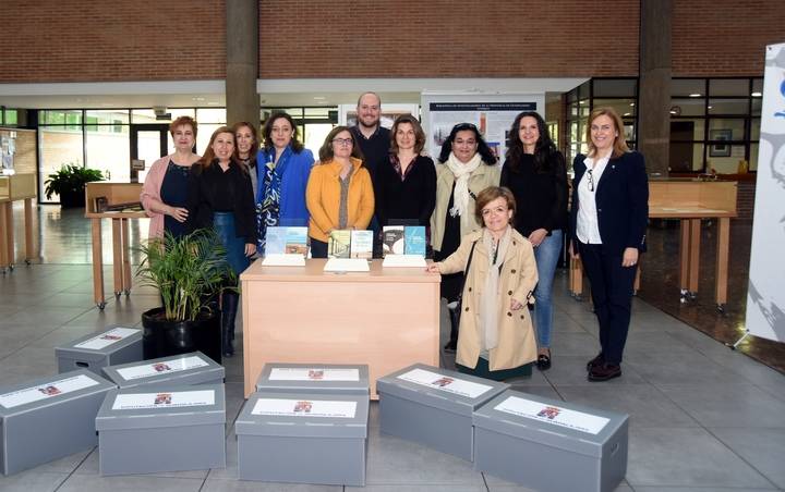 Diputación entrega libros de José Luis Sampedro para clubs de lectura de bibliotecas de la provincia