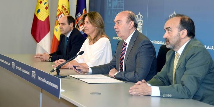 Latre: “La Diputación de Guadalajara se ha convertido en el referente económico, inversor, social y cultural de la provincia'