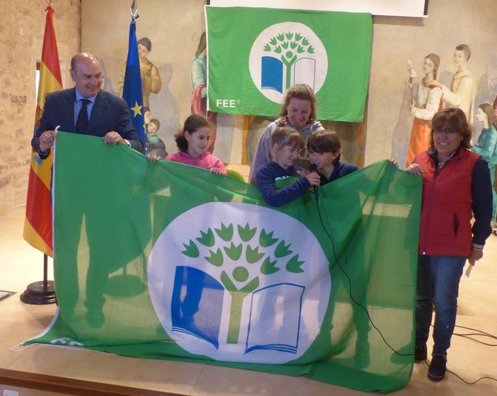 La Diputación entrega ‘Banderas Verdes’ a seis colegios en el XI Encuentro Provincial de Ecoescuelas