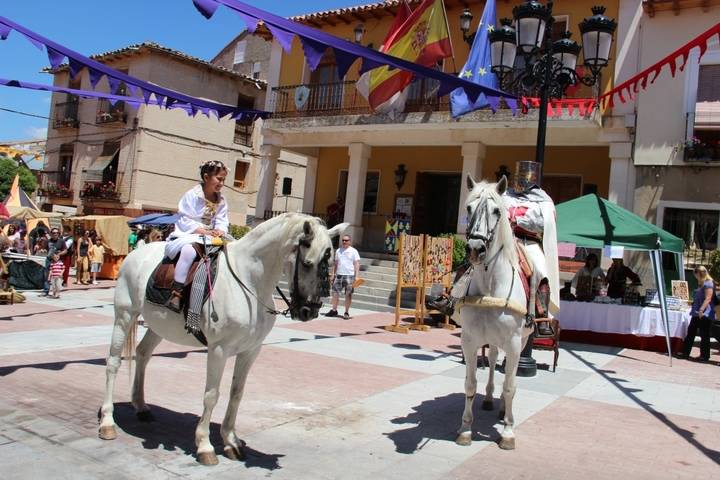Jadraque celebra el sábado la Jornada Medieval con la Cena y Hogueras de San Juan